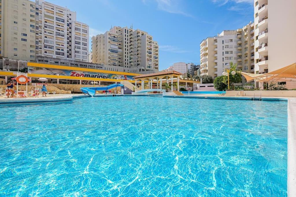 T2 With Pool, 300M From The Beach Portimão Kültér fotó